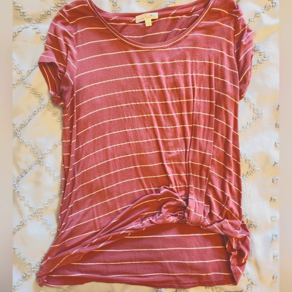 Nine Britton Casual high-low tee